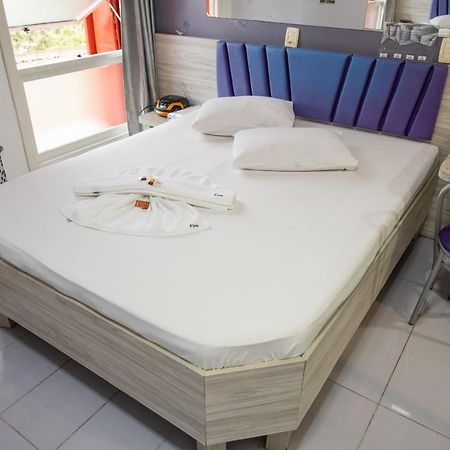 Fire Motel 노부암부르구 외부 사진